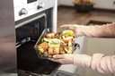 zwilling-fresh-save-vacuum-casserole-dish-storage-box-with-lid-glass-la-mer-06-5fb95228abf38a45443c9f4e4a975ca3.jpg
