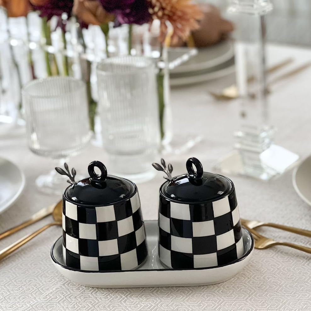 d-chic-checkered-porcelain-kitchen-coffee-tea-and-sugar-jars-black-and-white-02-ae16bf5b449191446d0f9294c16dc6fe.jpg