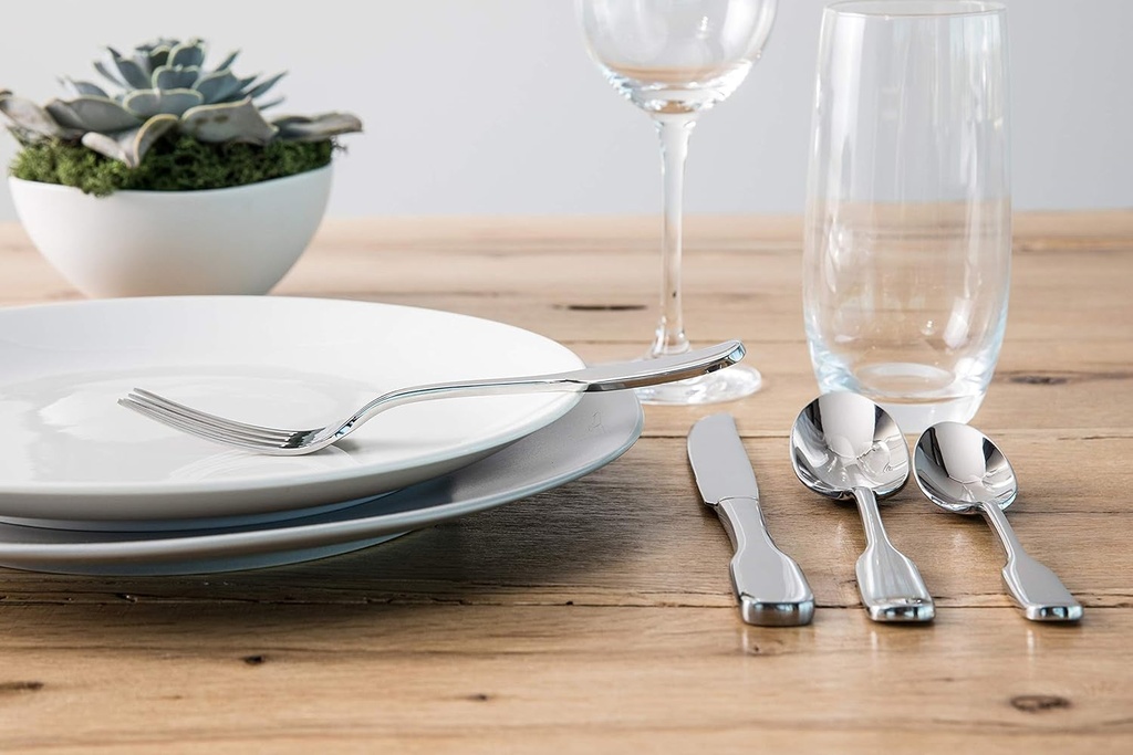 fortessa-vitraluxe-dinnerware-heirloom-salad-plate-8-inch-set-of-4-linen-06-318e8ea60e7468702738066573fa2056.jpg