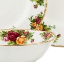 royal-albert-old-country-roses-4-piece-place-setting-06-918399599cd7c0b6252a67cfb93d861e.jpg