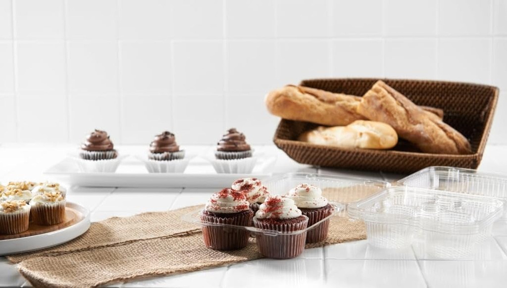 ip-slp74-one-piece-container-with-4-large-muffin-compartments-case-of-300-clear-02-12fde4a611c66752eb0274991902a499.jpg