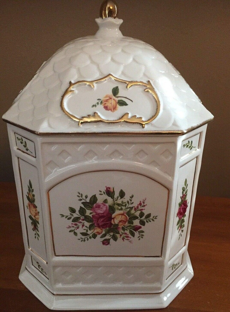 royal-albert-old-country-rose-gazebo-cookie-jar-03-8b363dffeb193af543882b878cafa1ef.jpg