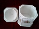 royal-albert-old-county-rose-gazebo-cookie-jar-03-ffba9a4df5f7f5327c957f9a5d8e72f8.jpg