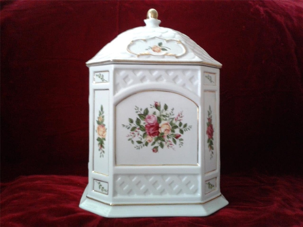 royal-albert-old-county-rose-gazebo-cookie-jar-04-ddbda7c92224789f2ca3d095c14a0421.jpg