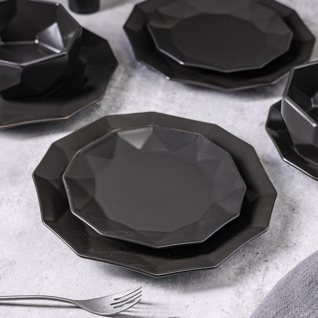 stone-lain-jamie-32-piece-service-for-8-black-porcelain-dinnerware-set-04-ed952969dff354bc4a57c4c26d4f1d76.jpg