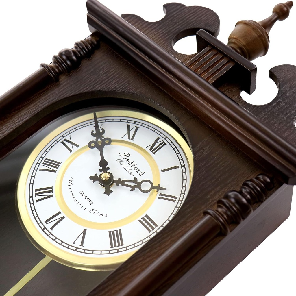 bedford-clock-collection-leo-21-inch-chestnut-wood-chiming-pendulum-wall-clock-06-0cf6ad655ae4d399a0078982410364bb.jpg