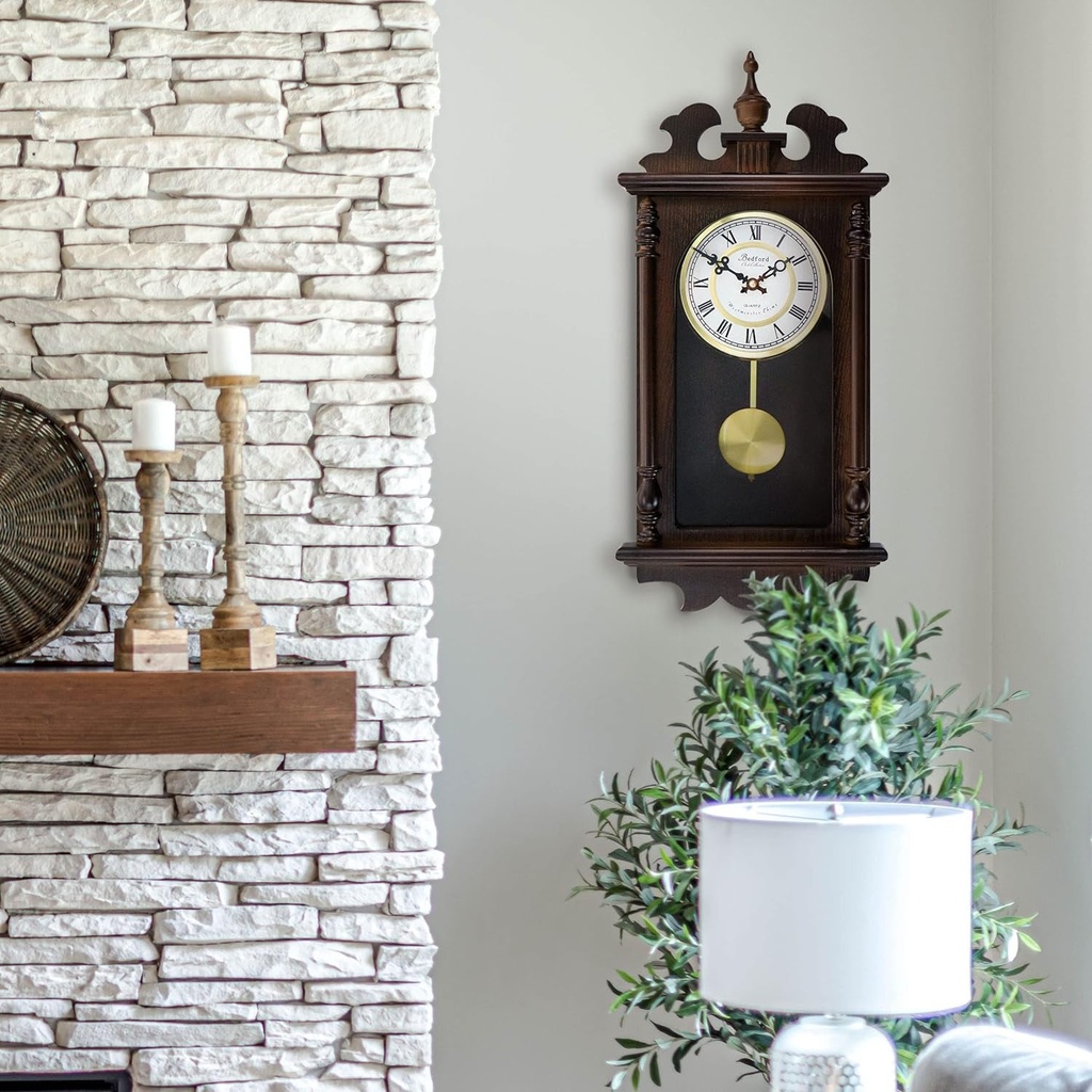 bedford-clock-collection-leo-21-inch-chestnut-wood-chiming-pendulum-wall-clock-09-5df87035acee5caf2df086448f27f134.jpg