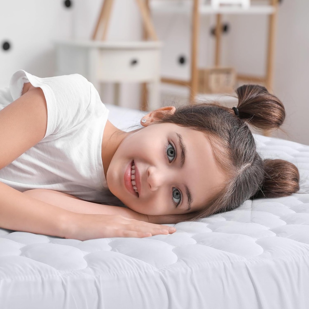 utopia-bedding-quilted-fitted-waterproof-king-mattress-protector-mattress-pad-s-06-200ab4fa7c1b66b382836fdee0144f23.jpg