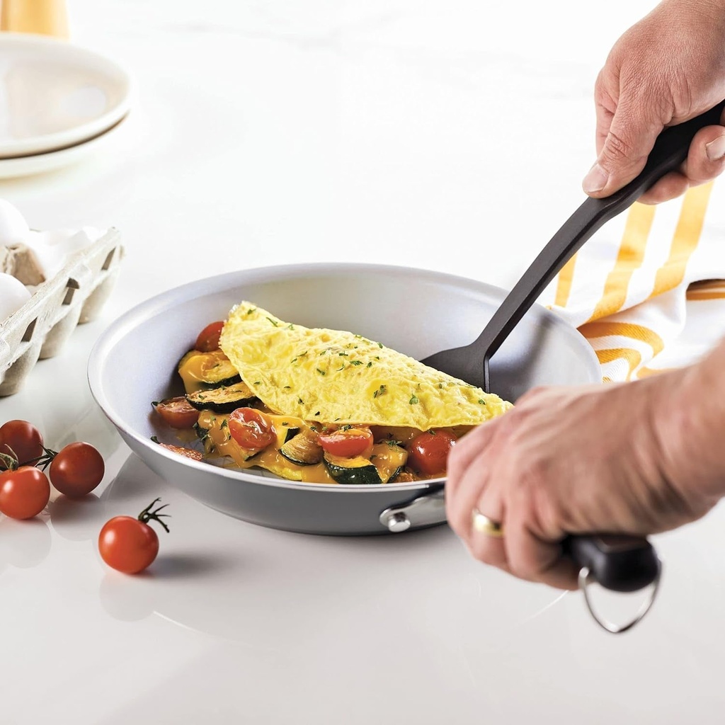 farberware-ecoadvantage-ceramic-nonstick-cookware-pots-and-pans-set-13-piece-08-170505853b42113ed4a145565e79fd75.jpg