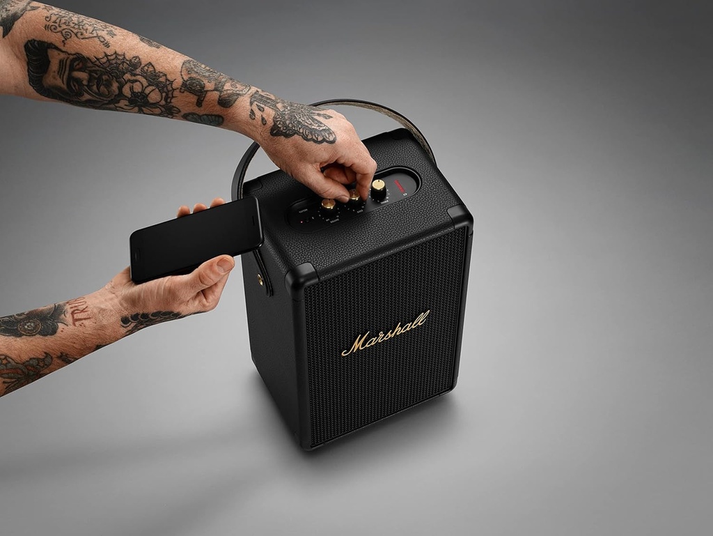 marshall-tufton-portable-bluetooth-speaker-black-brass-05-c4796d1468cdeaabbd4f34b8e7220cde.jpg