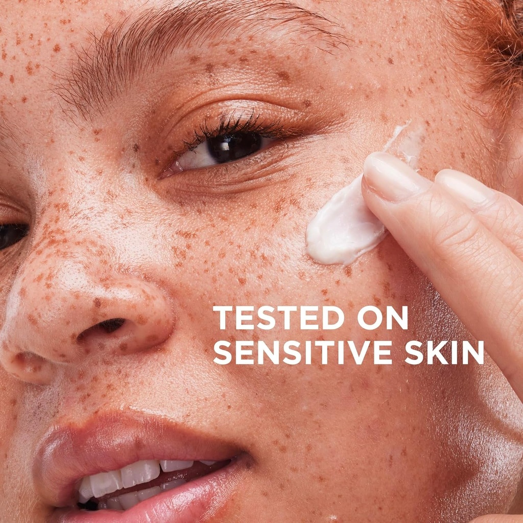 it-cosmetics-confidence-in-a-cream-anti-aging-face-moisturizer-visibly-reduces-1-10-0be4d51fd0f77ee49174caf575d9e929.jpg