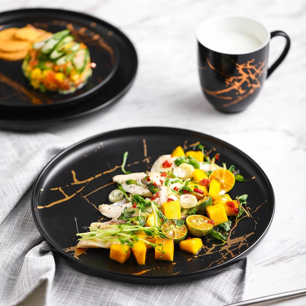 stone-lain-zora-16-piece-dinnerware-set-porcelain-black-03-b5a0154053e7baa5b3dab273e658222b.jpg