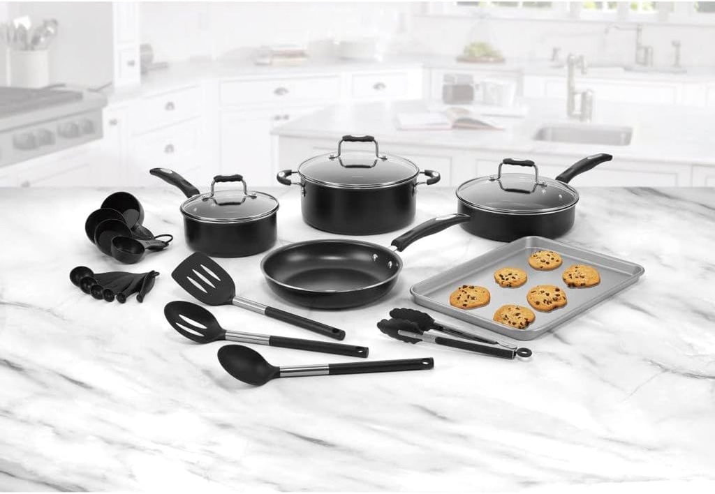 cuisinart-p55-22bk-complete-chef-nonstick-cookware-22-piece-set-black-02-db3500443f1268e1b34b9cf374519289.jpg