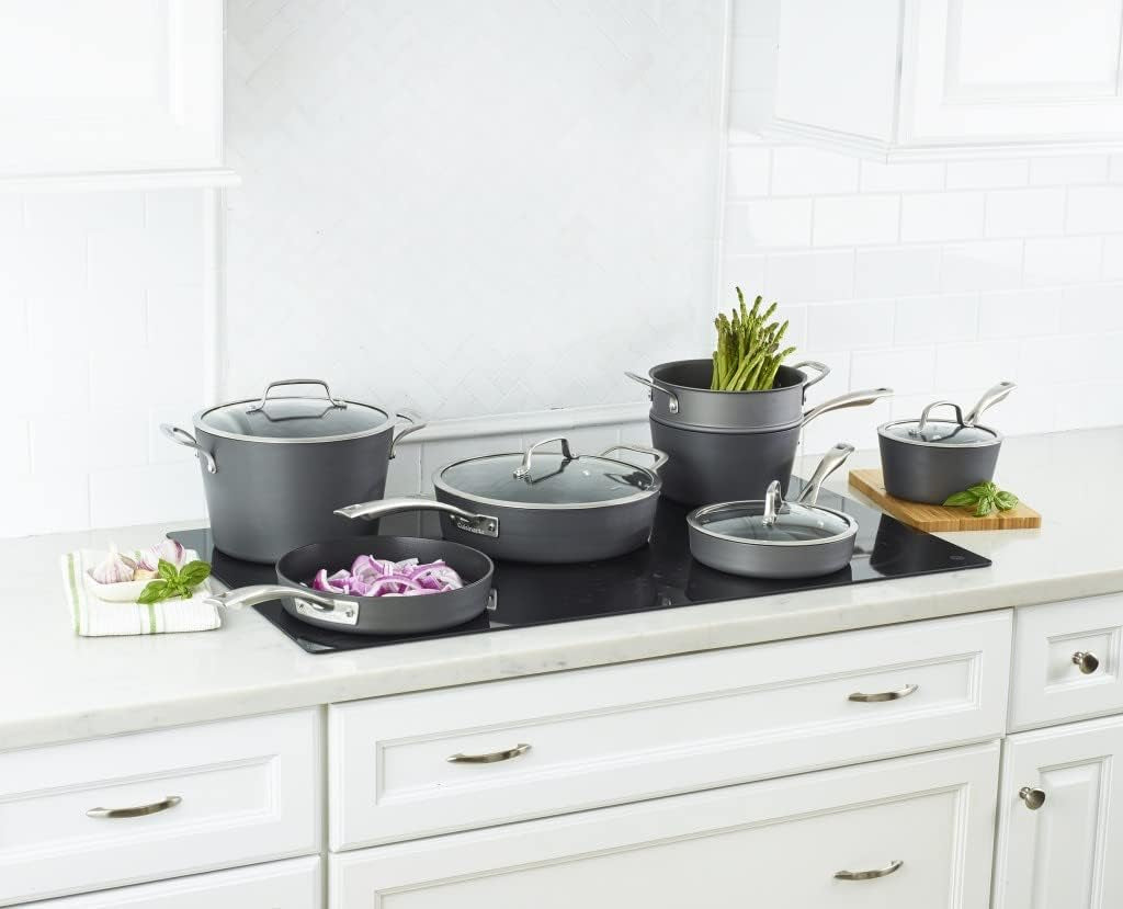 cuisinart-62i-11-cookware-set-black-medium-06-3561be02cd100d36cc275da9831c0d7f.jpg