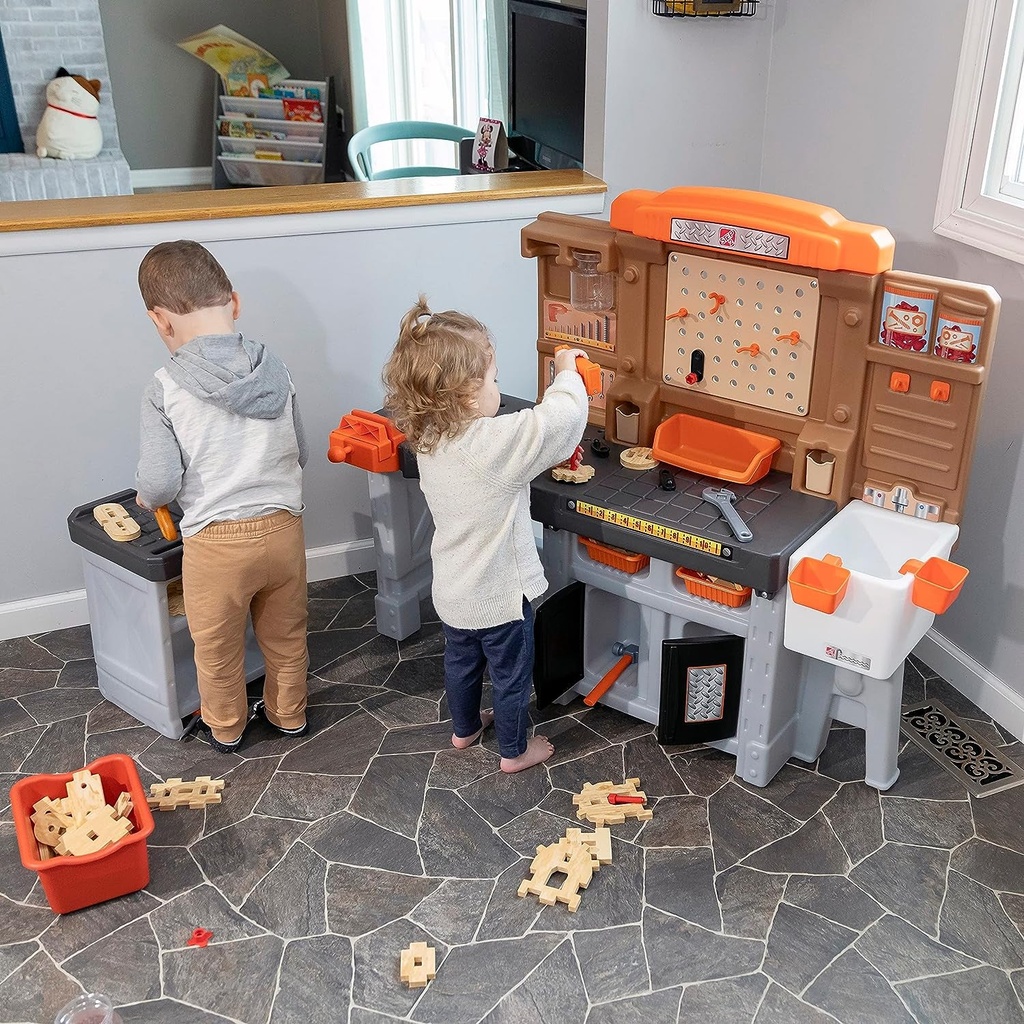 step2-pro-play-kids-workshop-play-set-indoor-oudoor-tool-bench-toddlers-ages-3-03-d5ad9b7f73df4d707d949d514c507c99.jpg