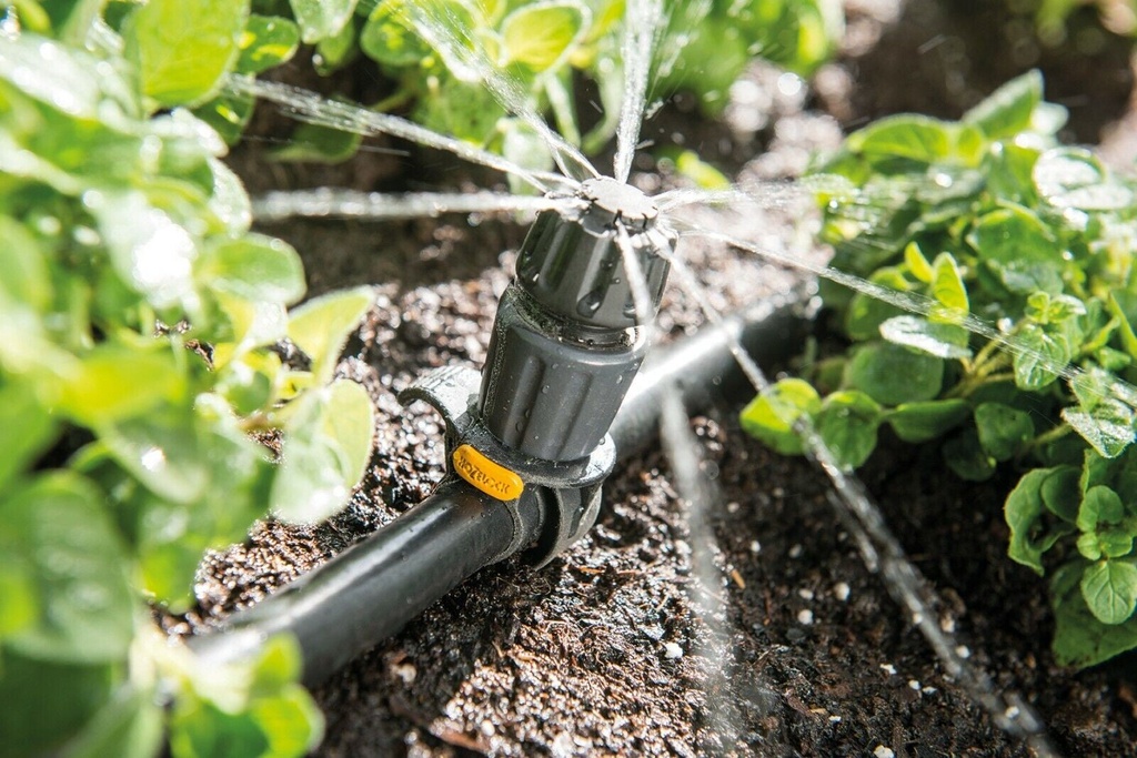 hozelock-easy-drip-universal-watering-kit-for-beds-and-borders-40-x-25-x-15-cm-02-6533a5705033f40c07081a2d9d4b5add.jpg