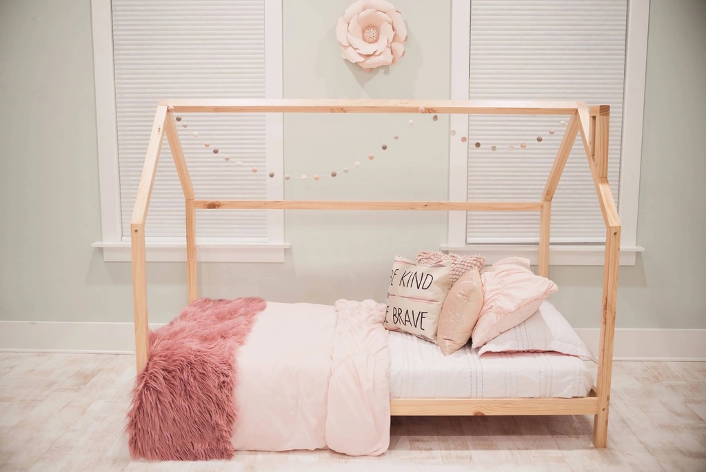 Custom Kids Furniture Hardwood House Twin Bed Frame, Montessori Playhouse Canopy Bed with Roof