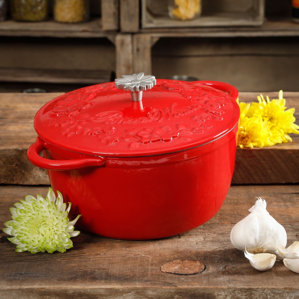 The Pioneer Woman Timeless Beauty Enamel Cast Iron 5-Quart Dutch Oven, Red
