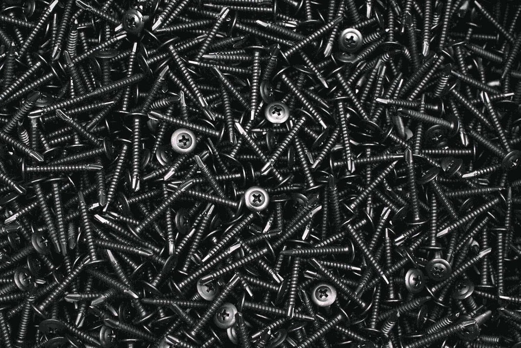 (700) Plain Black Phillips Mod Truss Head 8 X 1-1/4 Self-Drilling #8 Tek Screw